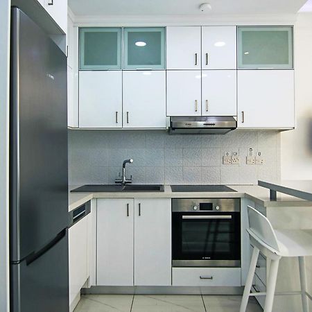 파포스 Phaedrus Living: Seaside Luxury Flat Lighthouse 66 아파트 외부 사진