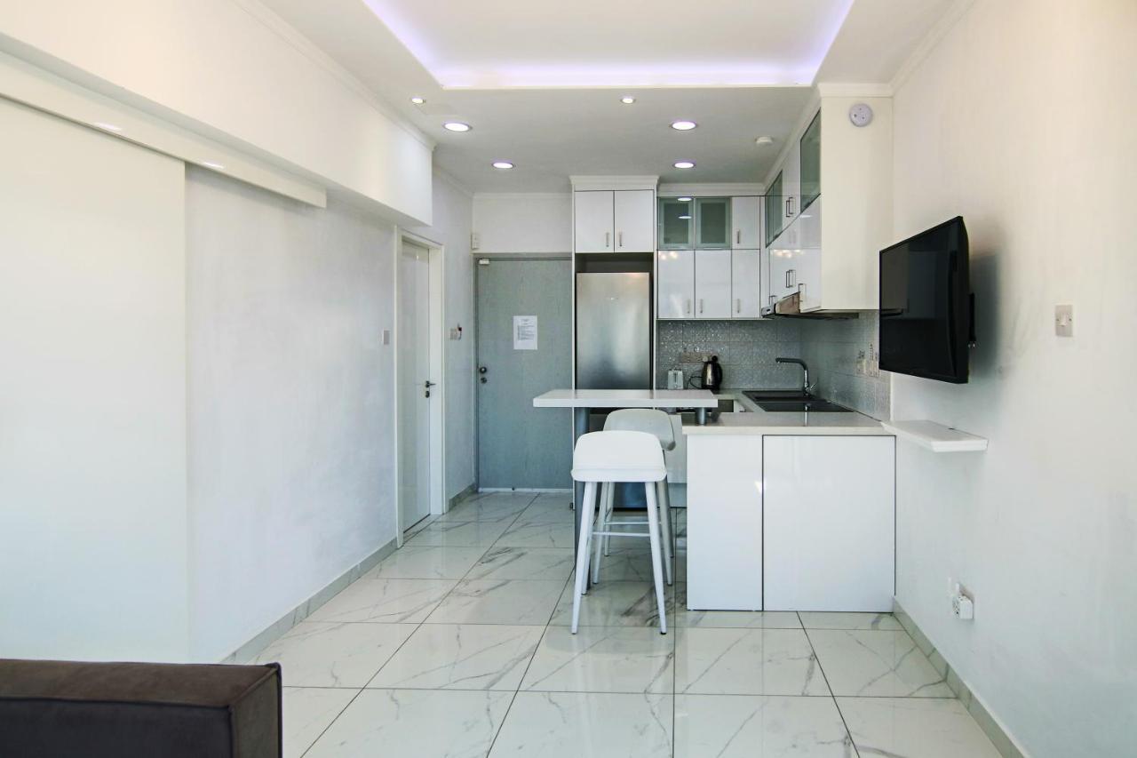 파포스 Phaedrus Living: Seaside Luxury Flat Lighthouse 66 아파트 외부 사진